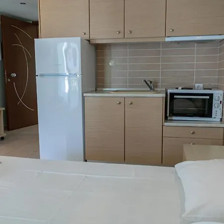 Jj Rooms Apartments Pefkohori Pefkochori